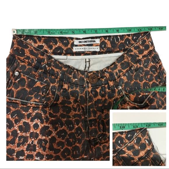 NWT One Teaspoon Black Cat Scallywags Frayed Jeans - 26 - Picture 3 of 10